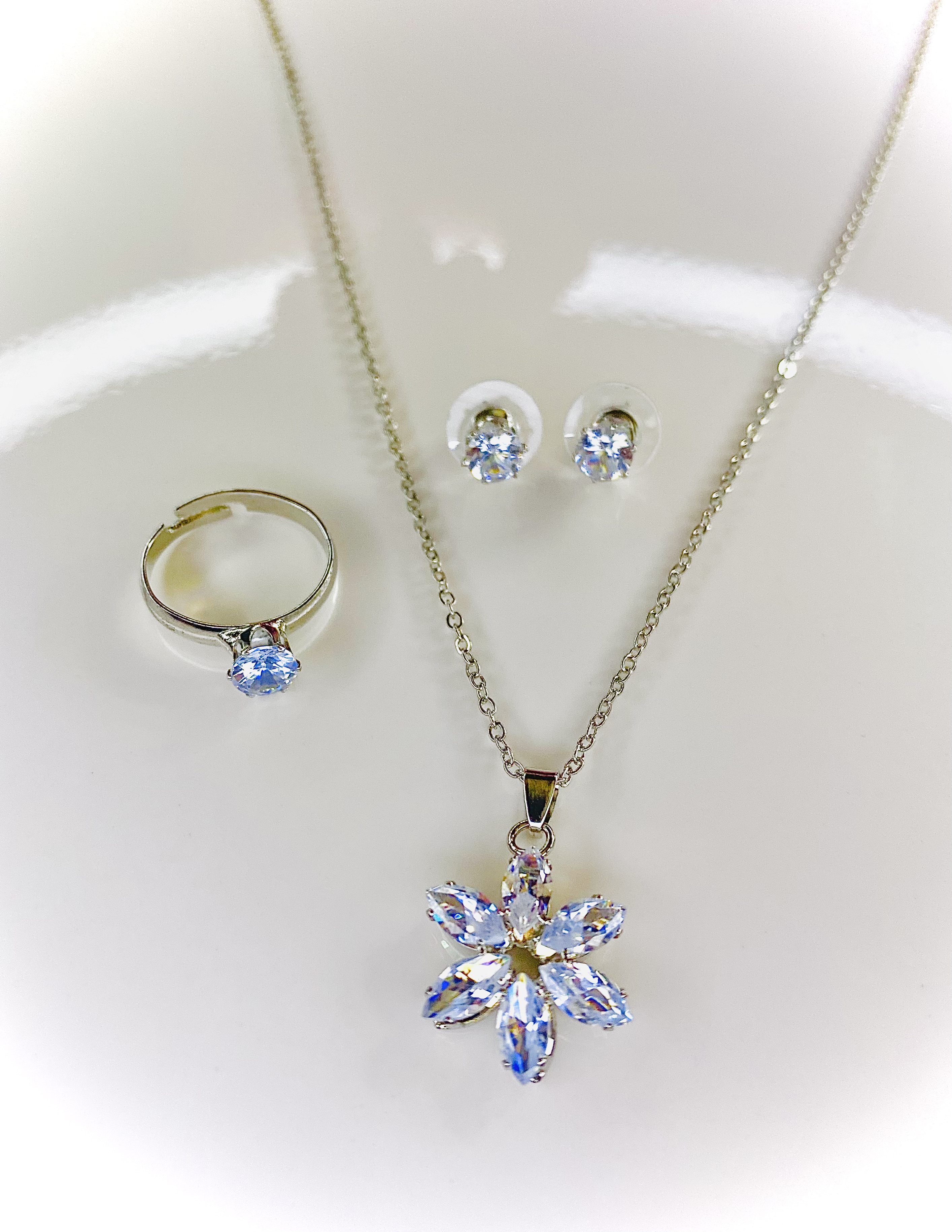 Tiny Gem Snowflake — product photo 1 of 1