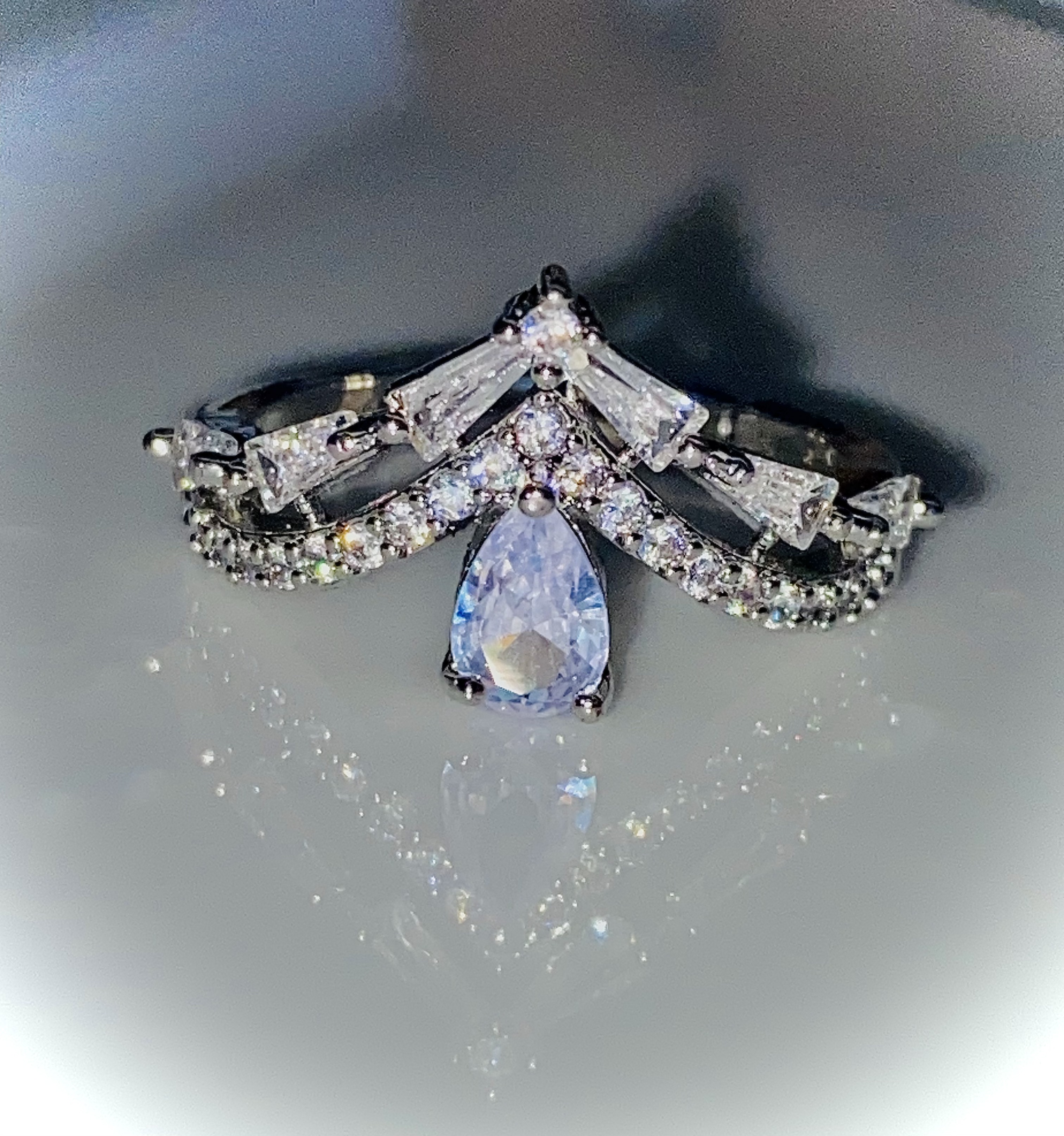Angel Crown Ring — product photo 1 of 2