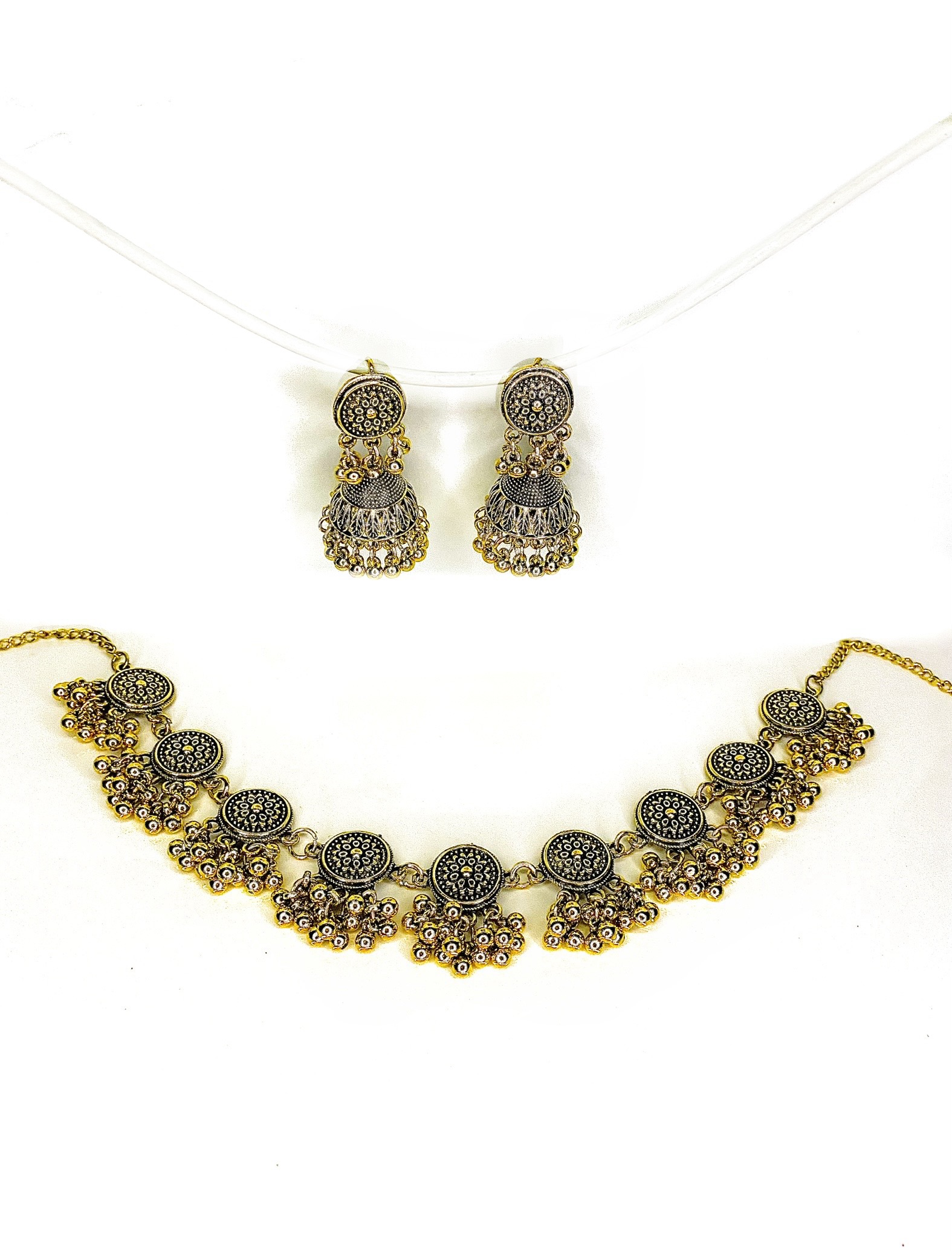 Vintage Jewelry Set — product photo 1 of 1