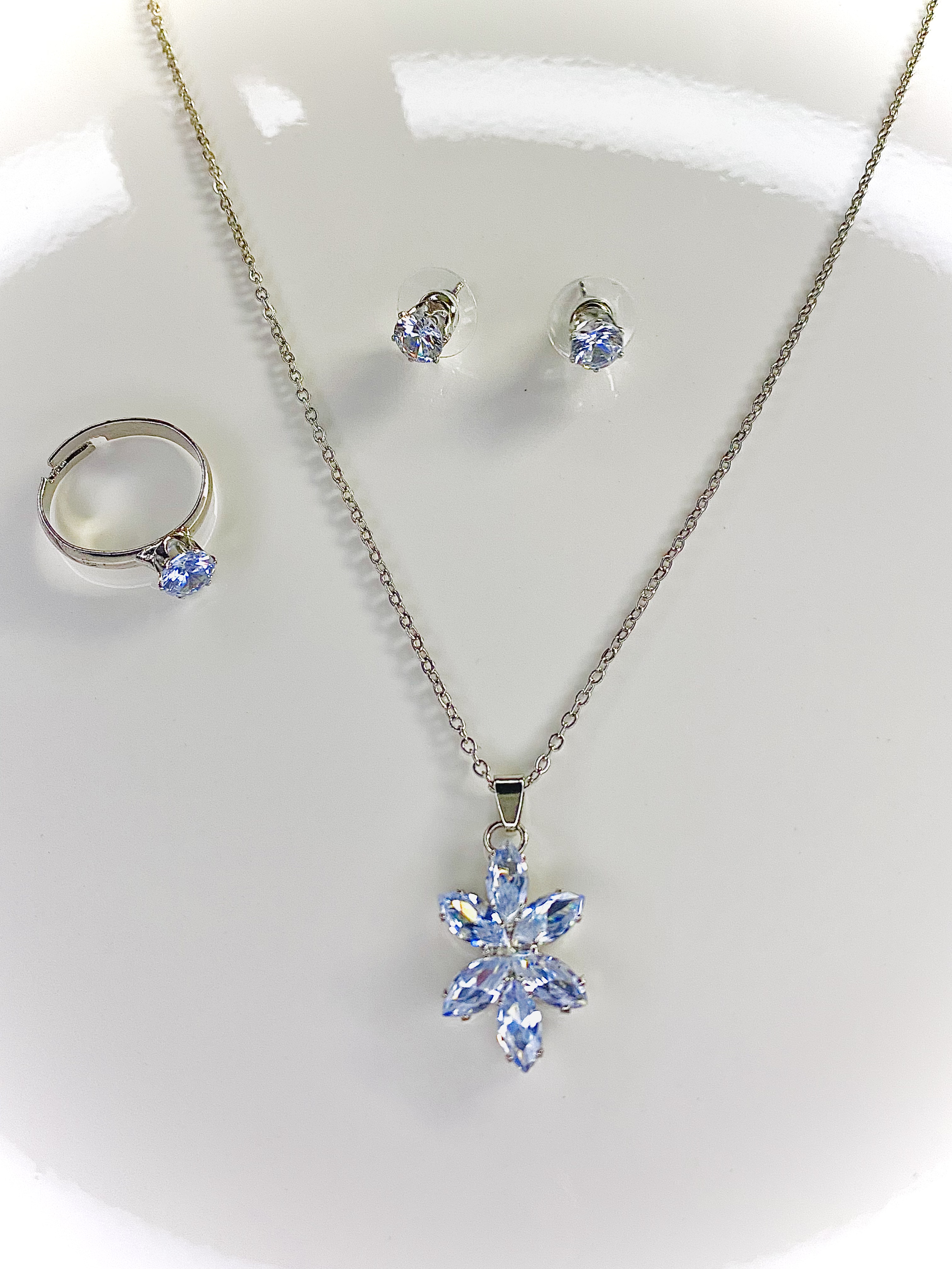 Tiny Gem Star — product photo 1 of 1